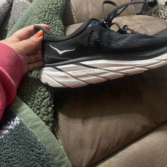 Women’s Hoka Bondi - Picture 4 of 5